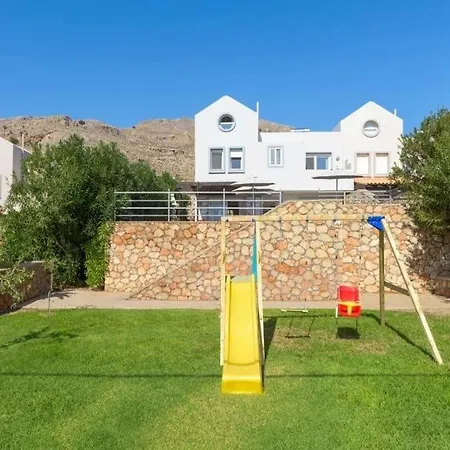 Sleeps 7 Pool Air Con Wifi Villa